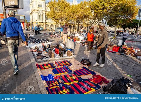 counterfeit markets galore : r/Barcelona 